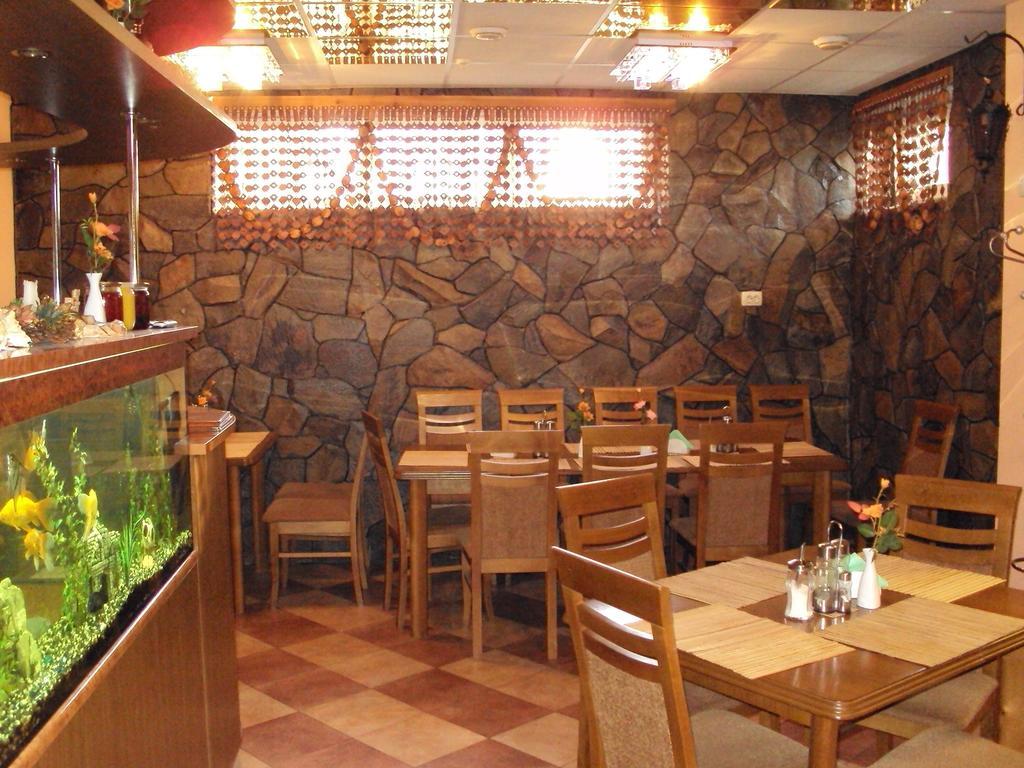 Makovytsya Hotel Jaremtsje Buitenkant foto