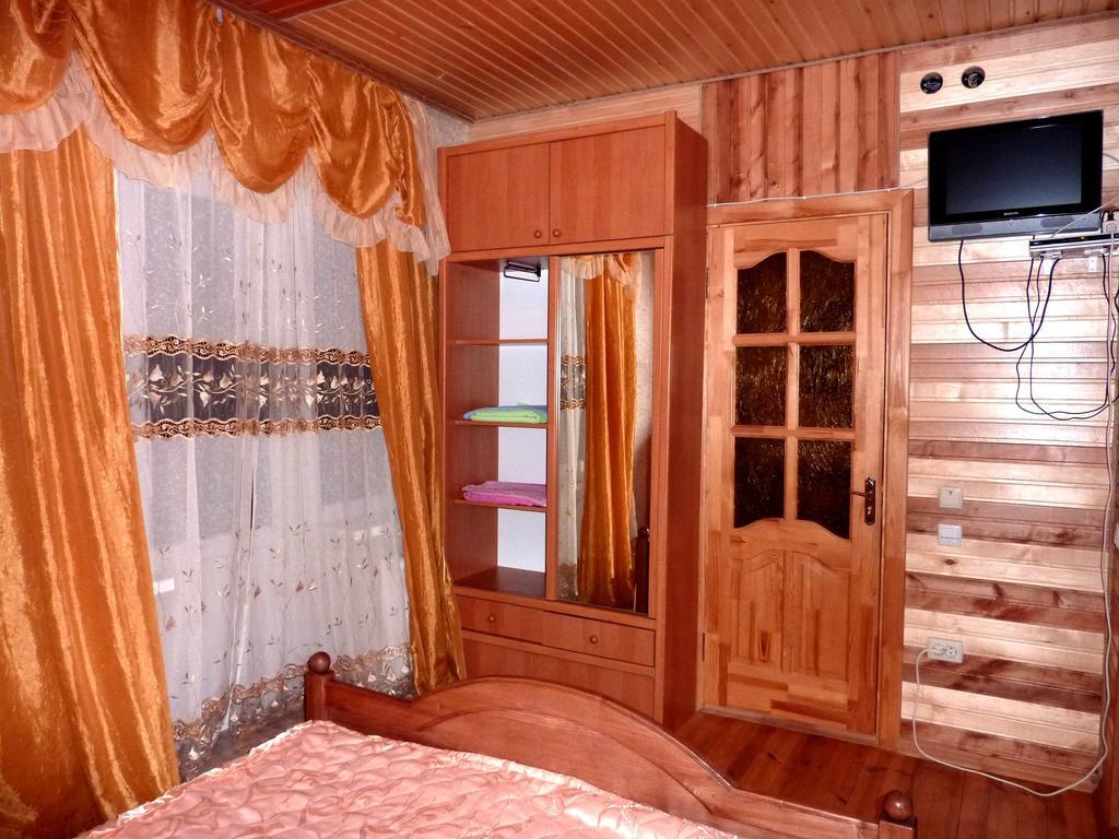 Makovytsya Hotel Jaremtsje Buitenkant foto