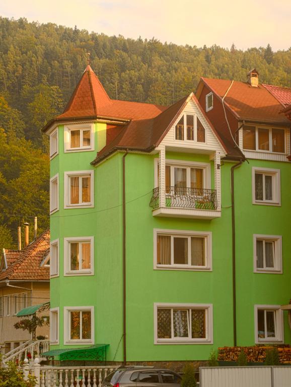 Makovytsya Hotel Jaremtsje Buitenkant foto